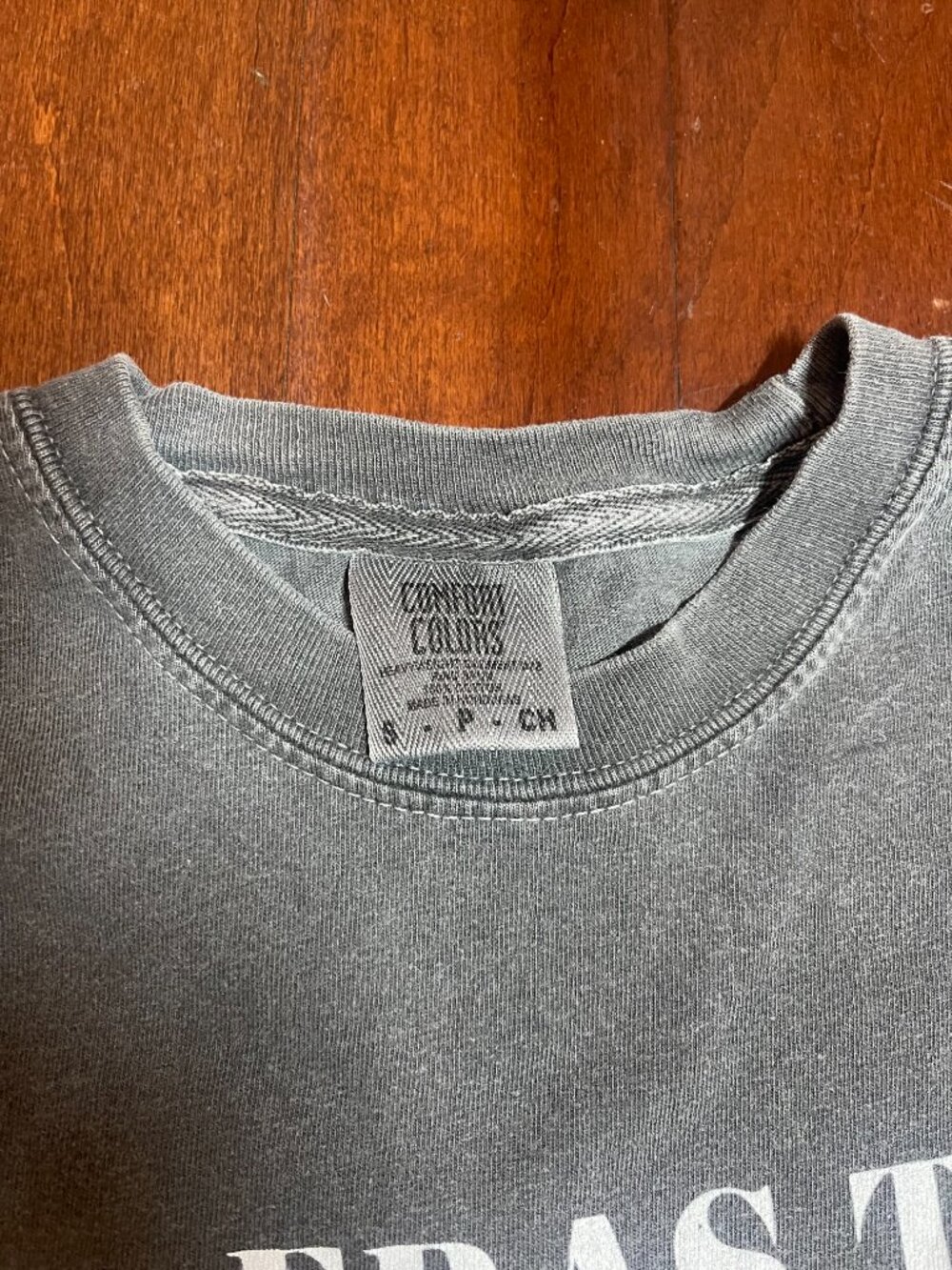 Comfort Colors Taylor Swift Eras Tour Faded Gray Graphic Tee Small - Picture 3 of 5